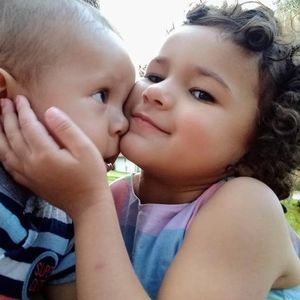 Meet your Posher, Elisa